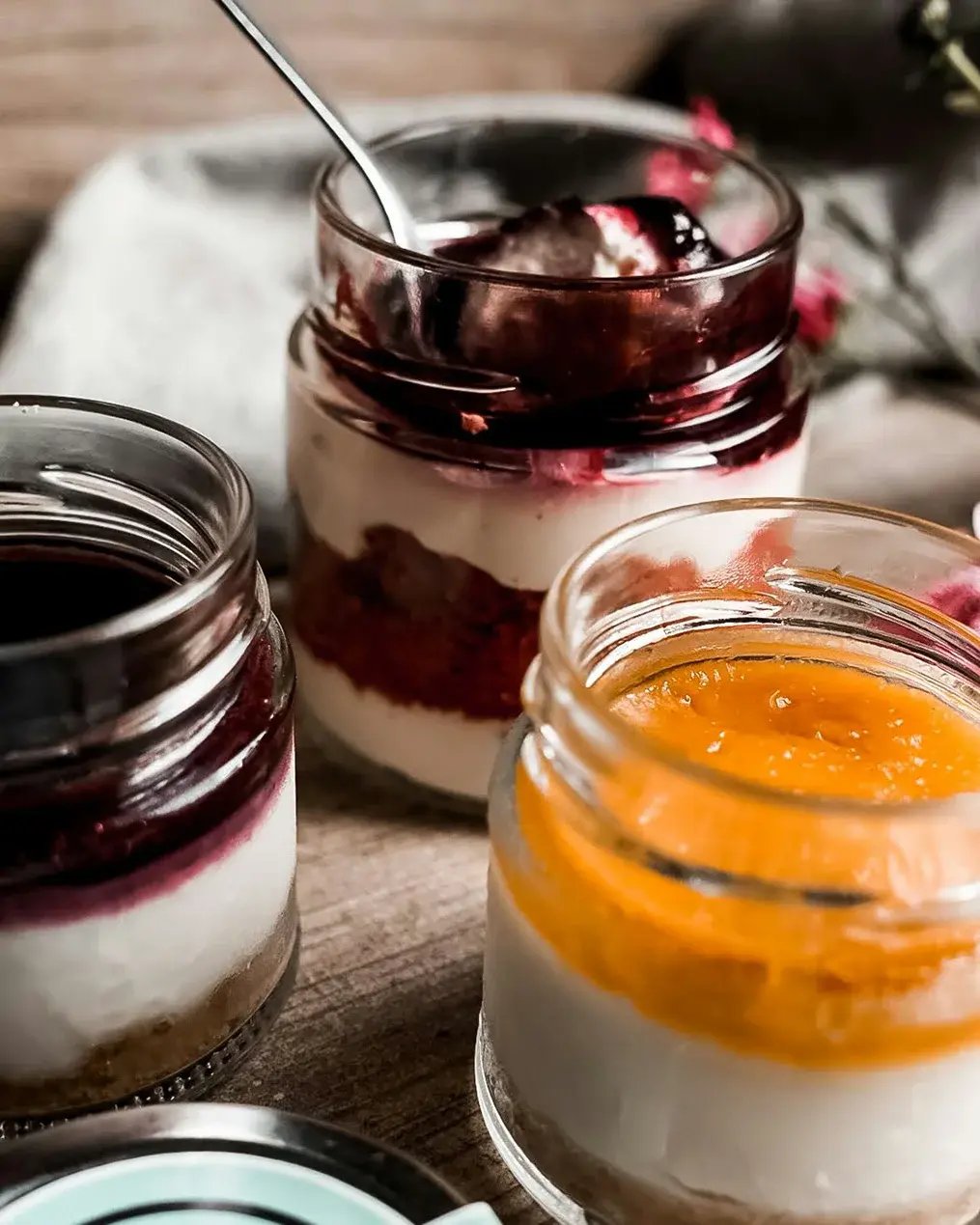 cherry-cheesecake-jars