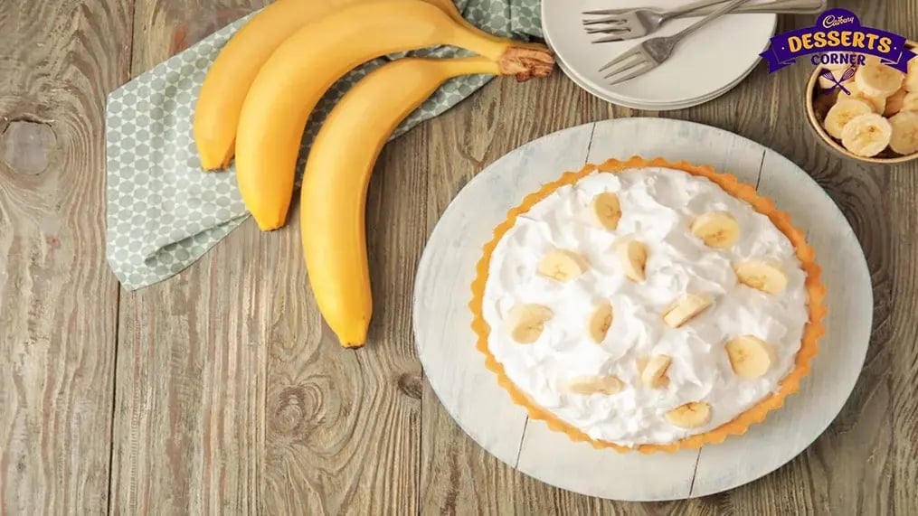 coconut-cream-banana-topped-pie-updated