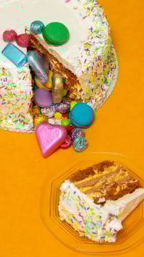 Double Layer Cakes With Hidden Surprise Centres