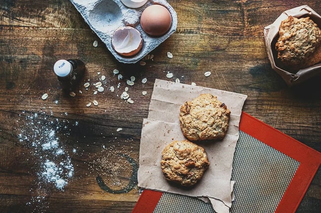 Here’s how to surprise your husband on his birthday: Make Healthy And Scrumptious Oatmeal Raisin Cookies