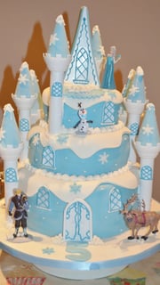 Frozen-Inspired Cake Designs For An Icy Adventure