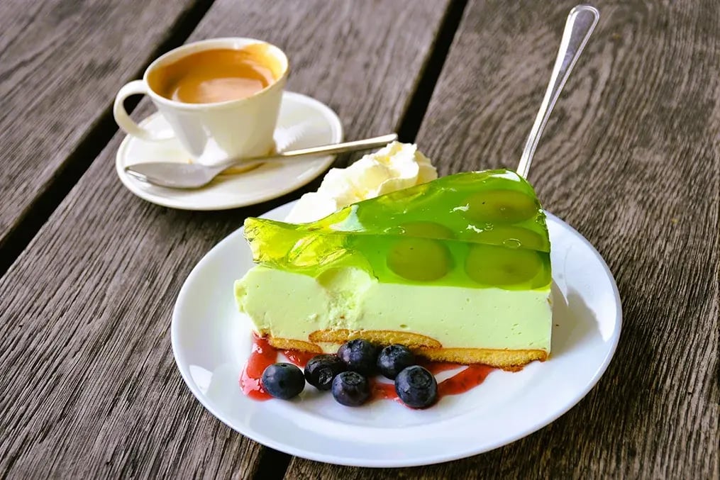 green-no-bake-cheesecake-2