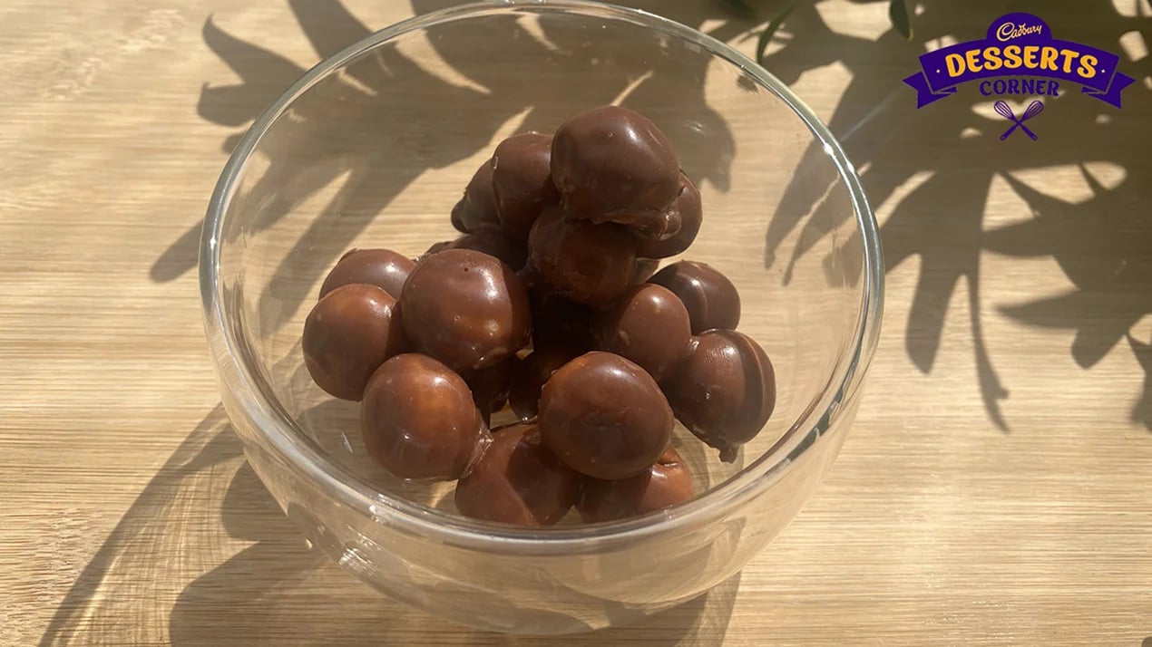 Silk-coated Macadamia Bules To Seve At You Next Paty Recipe