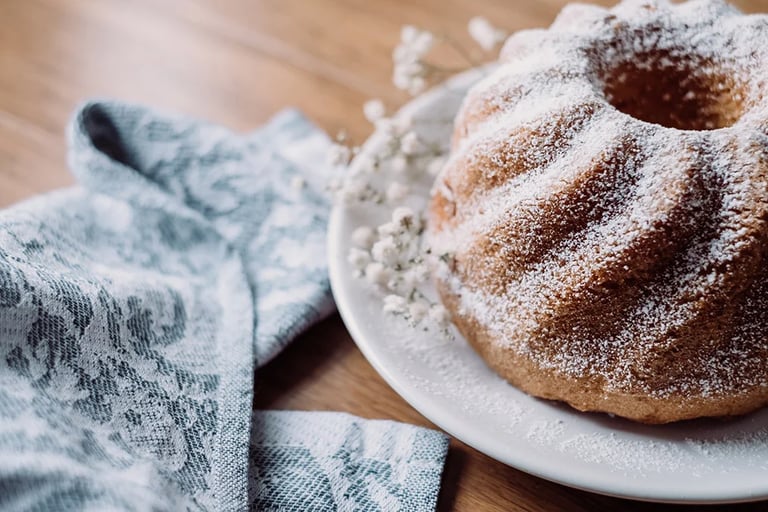 make-the-iconic-bundt-cake-03