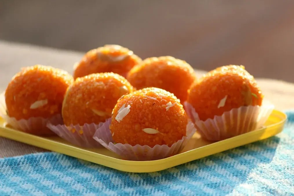 motichoor-laddoos-4