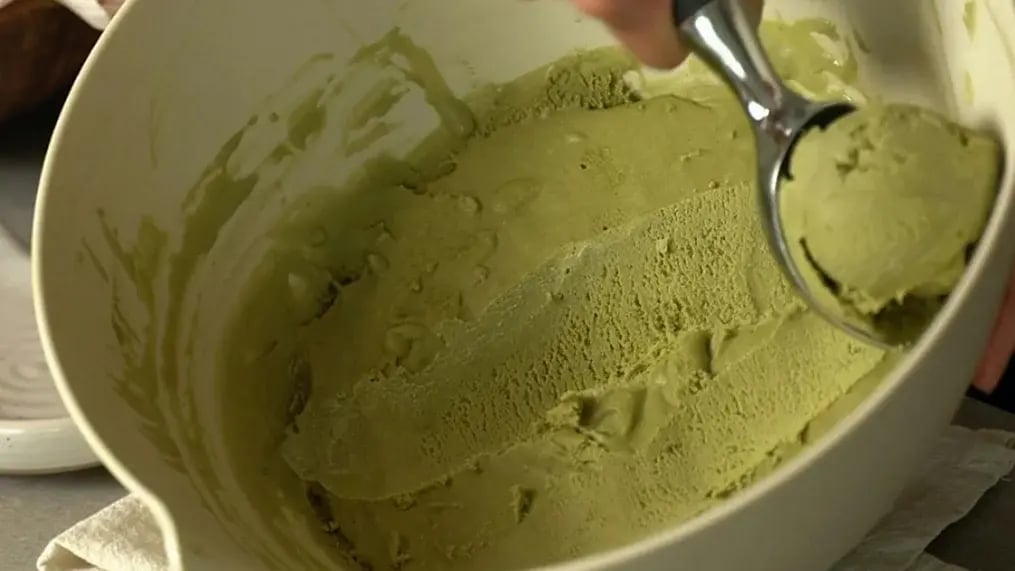 no-churn-pistachio-ice-cream